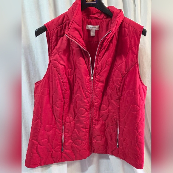 CJ Banks Jackets & Blazers - CJ Banks Women's Red Quilted Vest